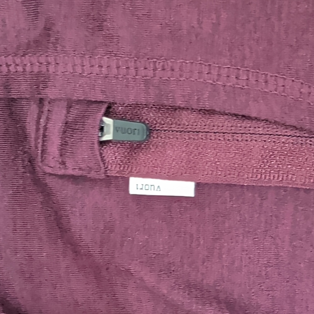 Vuori Halo Performance Hoodie Burgundy Black Heathered EUC - Picture 5 of 6